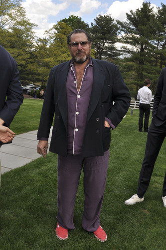 Julian Schnabel Sneers at your Conventionality!